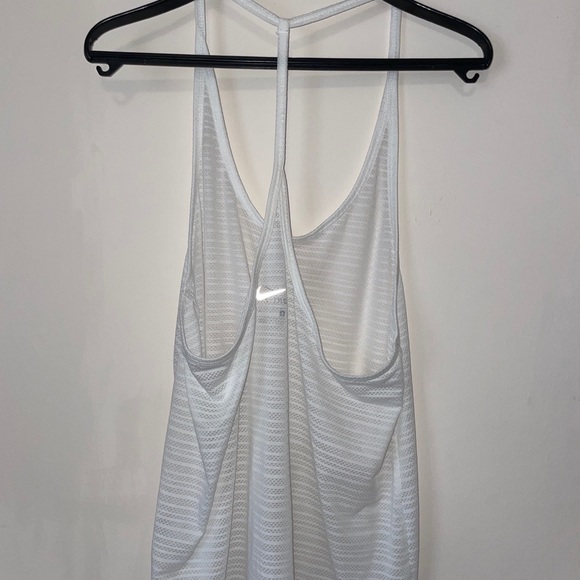Nike Dri Fit White Tank - Picture 3 of 4